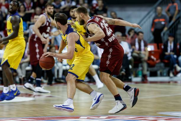 教练必须权 教练必须权