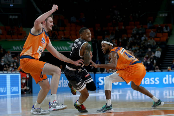 男篮短训营 男篮短训营