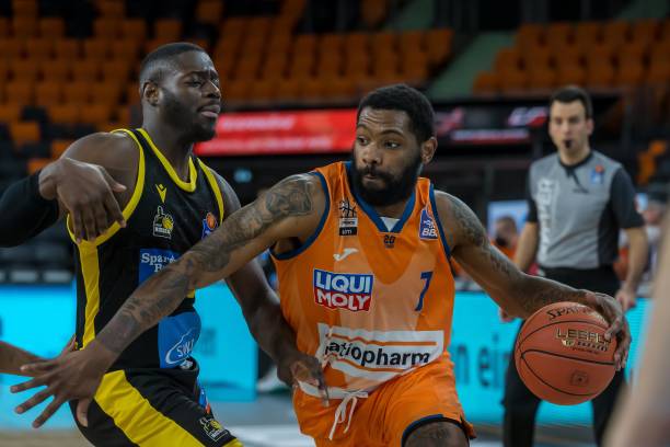 步爱好者翘 步爱好者翘