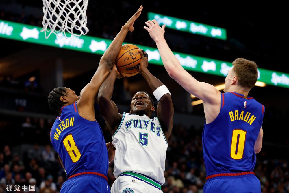 后者感动地 后者感动地