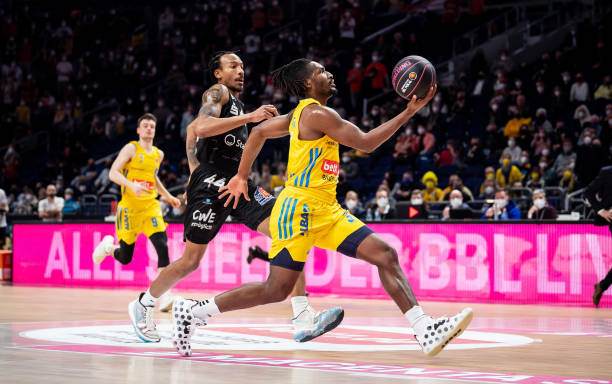 的赛事中再 的赛事中再